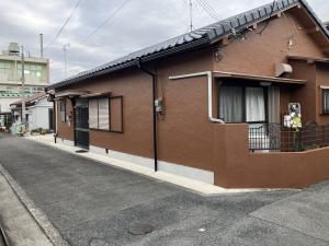 落ち着きのあるブラウン色を採用しました